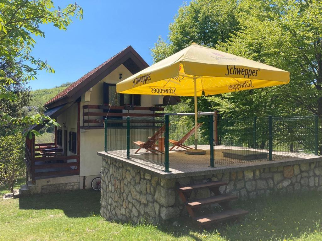 Villa Lovcen4Me Cetinje Exterior foto
