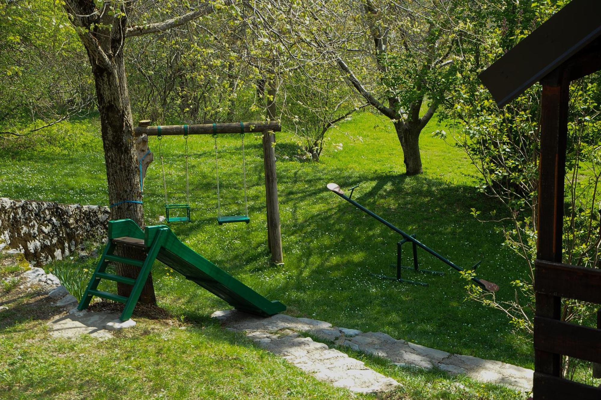 Villa Lovcen4Me Cetinje Exterior foto