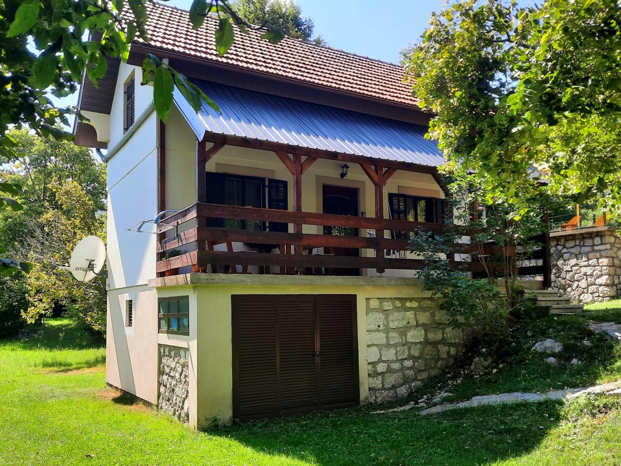 Villa Lovcen4Me Cetinje Exterior foto