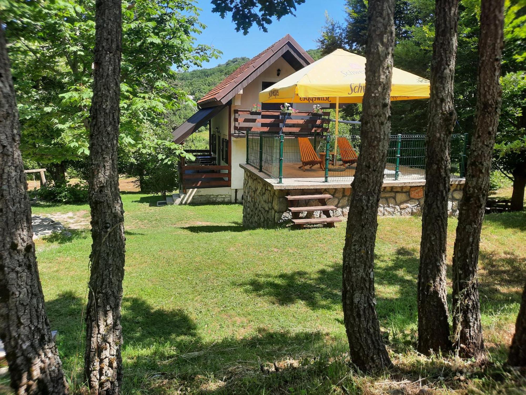 Villa Lovcen4Me Cetinje Exterior foto